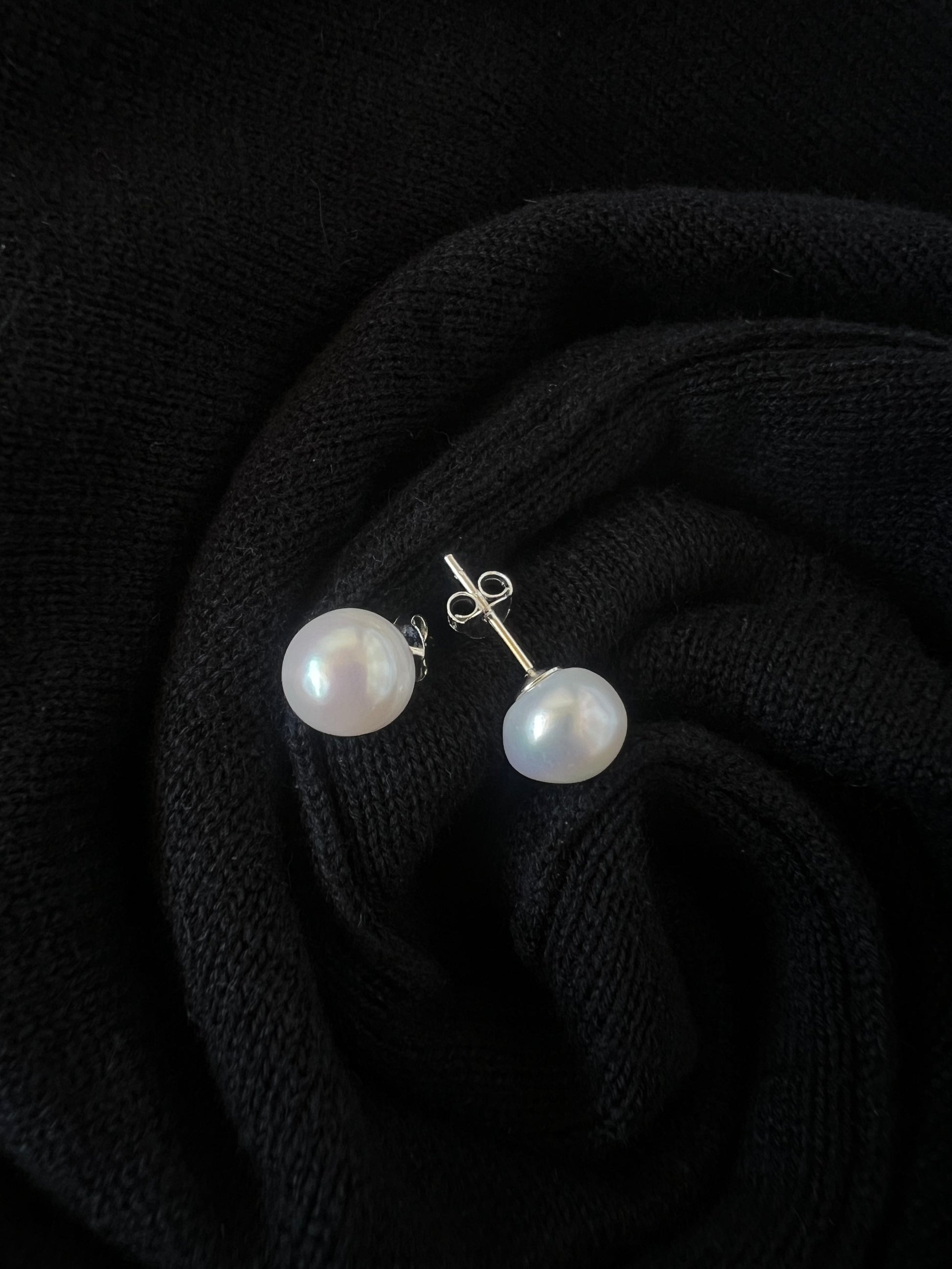 Freshwater Pearl Stud Earrings